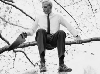 Courtesy of: http://www.churchplanting.com/wp-content/uploads/2013/08/self-defeating-leadership.jpg